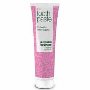 Vitamin B12 Tandpasta - mod tør mund og irritation â Vitamin B12 Tandpasta giver frisk ånde og sunde tænder. Styrker emaljen og plejer tandkødet med B12, fluorid og zink. - 1 stk.